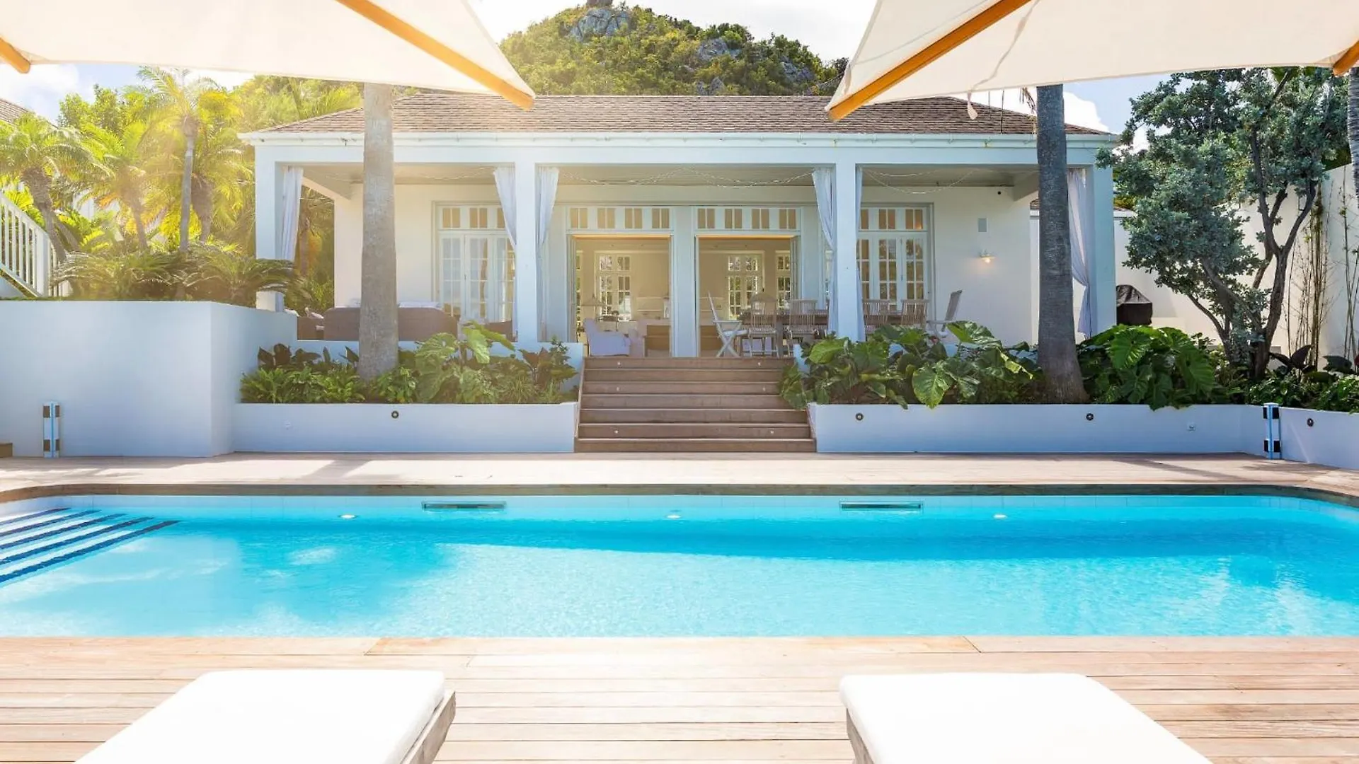 Luxurious Beachfront Villa in Flamands سانت بارتيليمي
