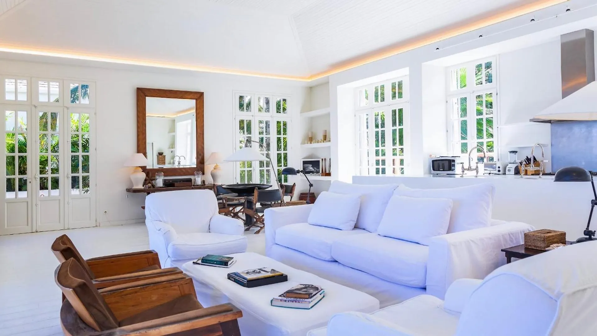 Luxurious Beachfront Villa in Flamands سانت بارتيليمي